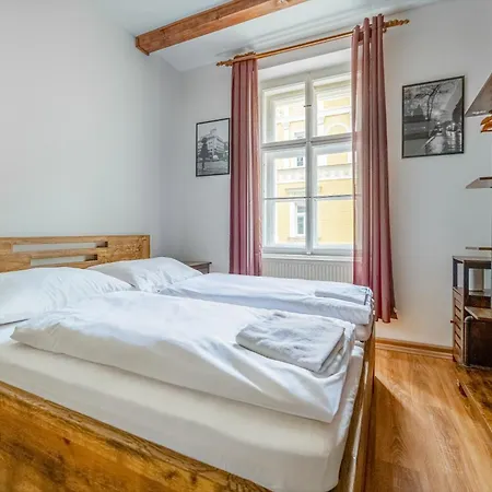 דירה Hidden Nook Of Old